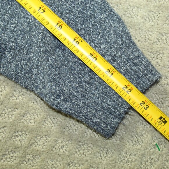 Vintage Woolrich Sweater, Men's Size Large, Variegated Blue, 1/4 Buttons - Picture 5 of 7